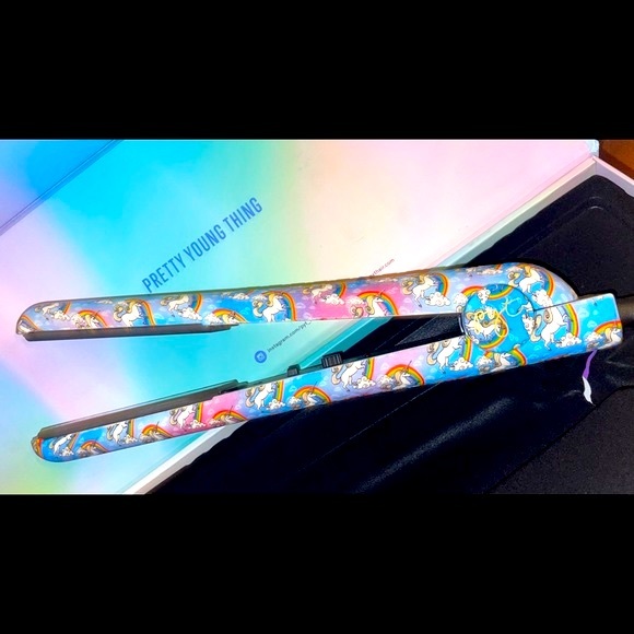 PYT Flat Iron with Unicorn design - Picture 2 of 5
